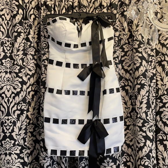 TERANI COUTURE custom made dress. Worn once. - Picture 1 of 6